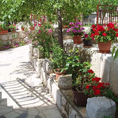 Orbanic Apartment